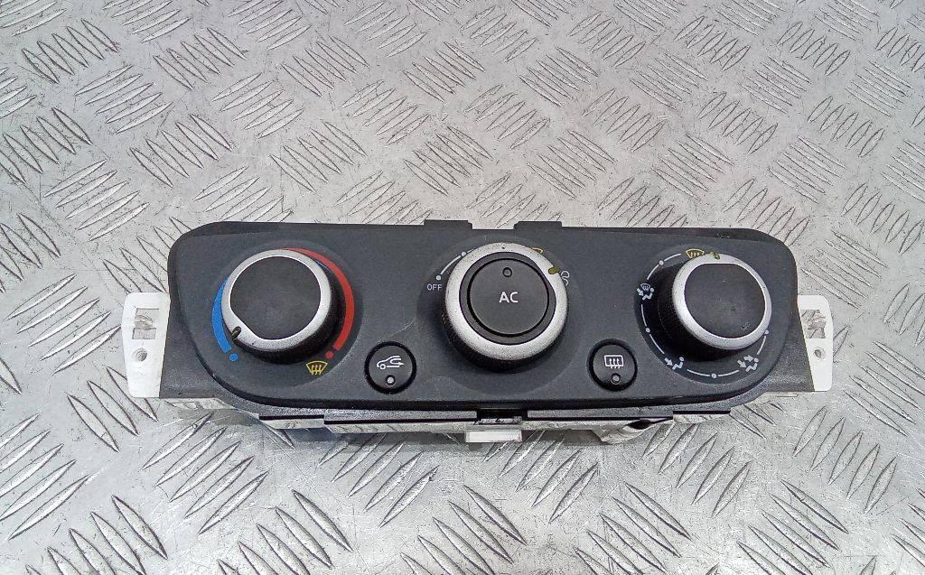 блок управления печки / климат-контроля Renault Scenic 3 поколение 2009, T1001786G - фото №1