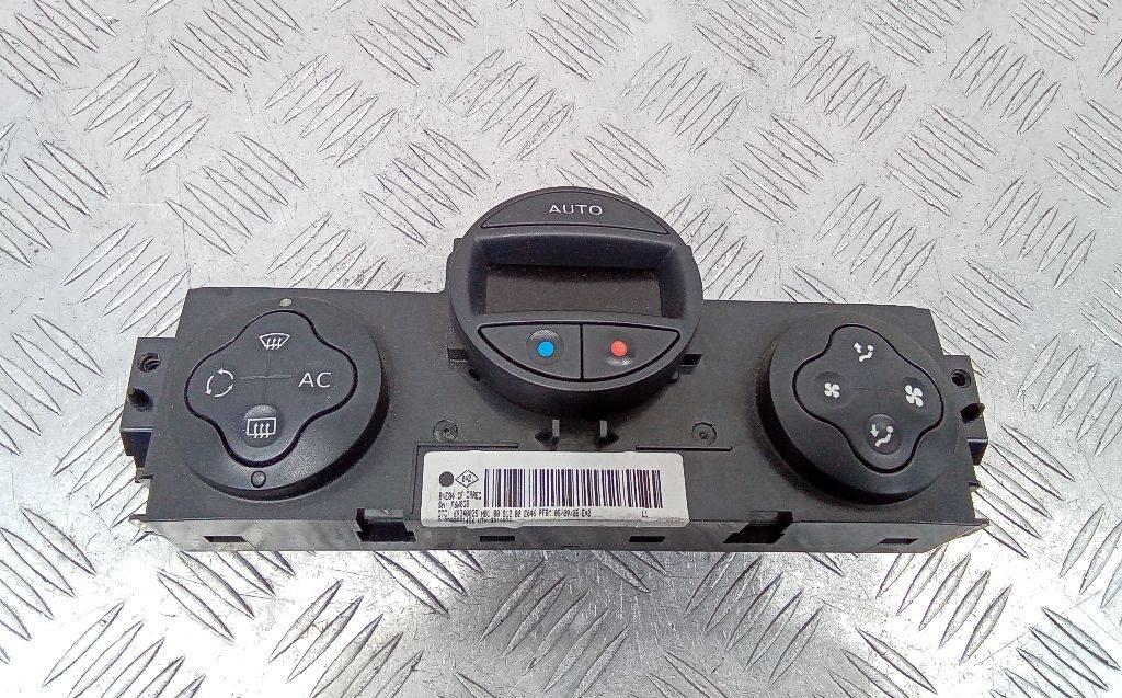 блок управления печки / климат-контроля Renault Megane 2 поколение 2005, 8200501456 - фото №1