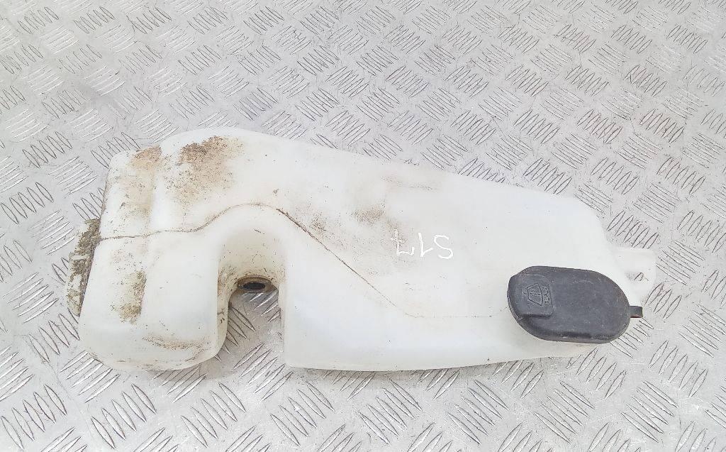 бачок омывателя Renault Duster 1 поколение 2012, 8200210002 - фото №1