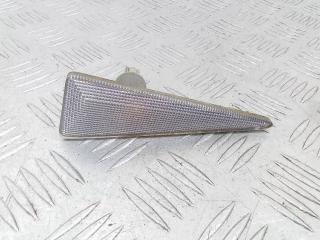 повторитель поворота на крыле правый Renault Megane 2 поколение [рестайлинг] 2006, 8200027151