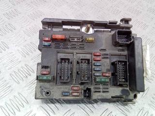блок предохранителей Peugeot 307 1 поколение 2003, 9650664080