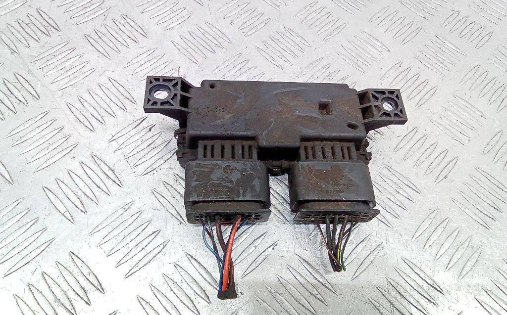 блок управления топливным насосом Mercedes-Benz A-Класс W177/V177 2020, A0009008214 - фото №1