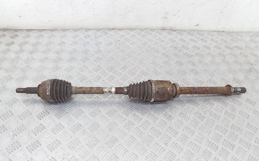 полуось передняя правая (приводной вал, ШРУС) Renault Sandero 1 поколение 2011, 1.5 л., дизель, 8201052989 - фото №1