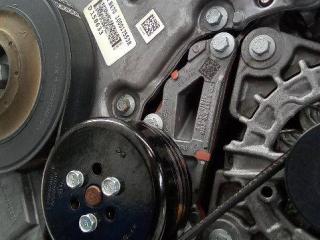 помпа Renault Megane 4 поколение 2019, 1.3 л., бензин, 210109334R