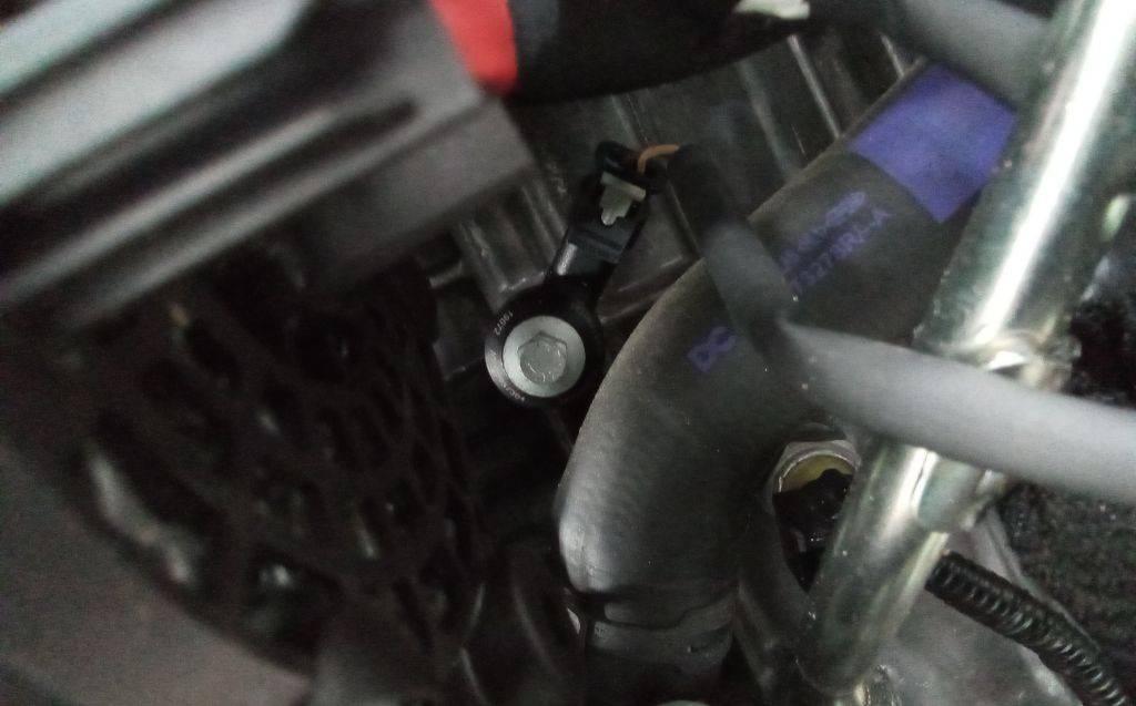 датчик детонации Renault Megane 4 поколение 2019, 1.3 л., бензин - фото №1