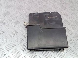 блок предохранителей Renault Scenic 2 поколение [рестайлинг] 2007, 1.9 л., дизель, МКПП, 8200481866