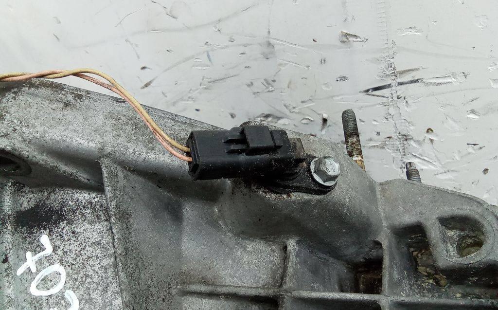 датчик коленвала Renault Grand Scenic 3 поколение 2009, 1.5 л., дизель - фото №1