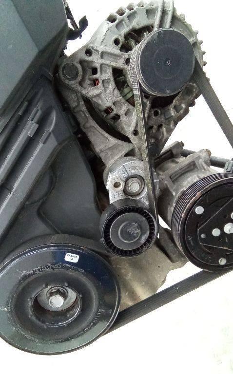 кронштейн генератора Renault Megane 3 поколение 2010, 1.5 л., дизель, МКПП - фото №1