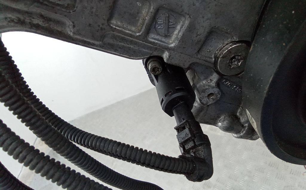 электромагнитный клапан BMW X5 F15 2013, 3.0 л., бензин, АКПП, 21150593 - фото №1