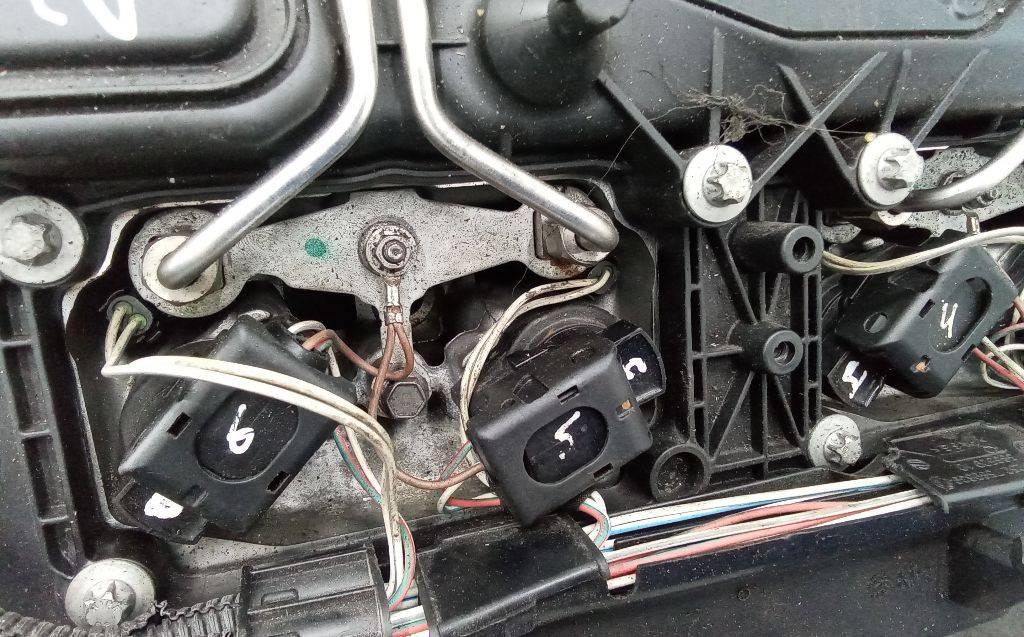 катушка зажигания BMW X5 F15 2013, 3.0 л., бензин, АКПП - фото №1