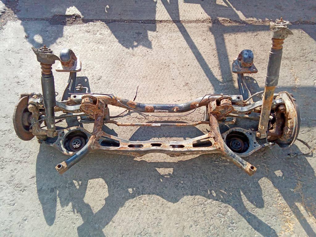 балка подвески задняя Volkswagen Jetta 5 поколение 2007, 1K0500051DA - фото №1