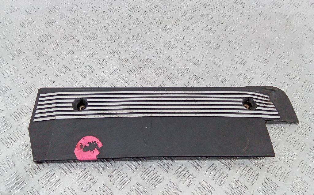 декоративная крышка двигателя BMW 3 серия E46 1999, 2.0 л., бензин, МКПП, 13531707404 - фото №1