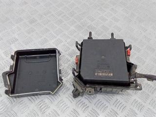 блок предохранителей Renault Megane 3 поколение 2011, 284B68372R