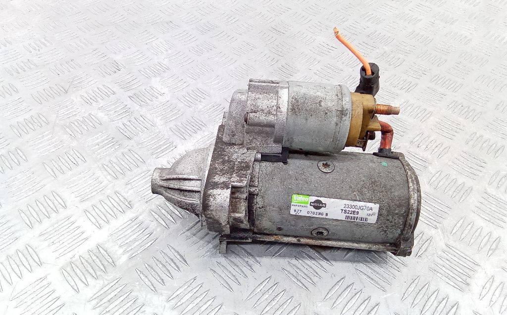 стартер Nissan X-Trail T31 2007, 2.0 л., дизель, 23300JG70A - фото №1