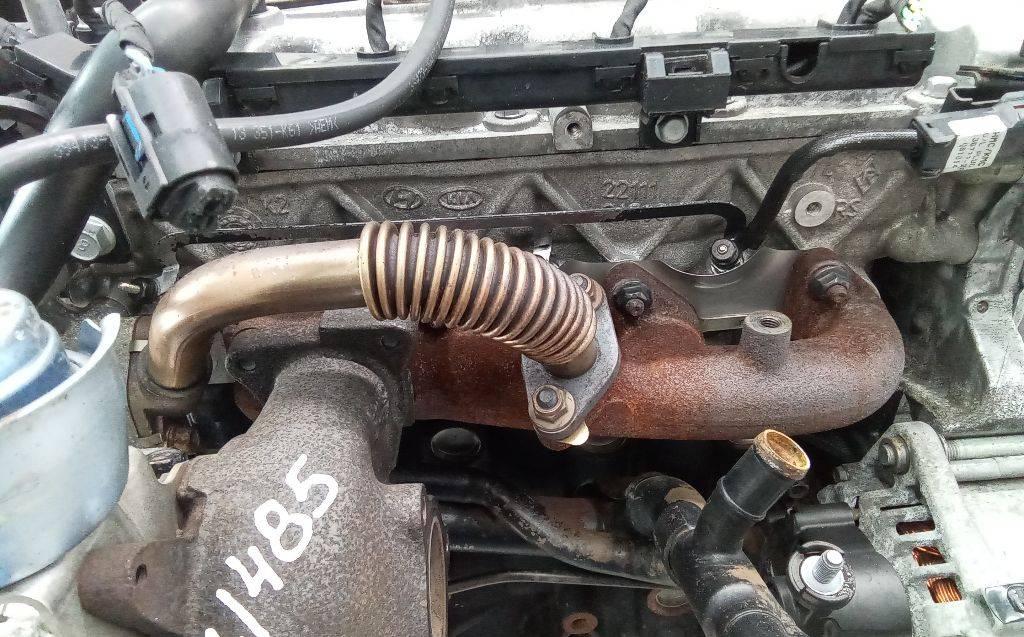 коллектор выпускной Hyundai i30 FD 2007, 1.6 л., дизель, МКПП - фото №1