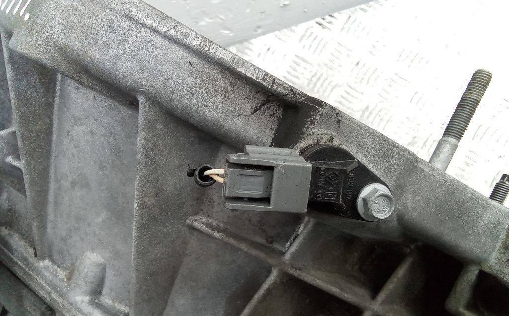 датчик коленвала Renault Duster 1 поколение 2011, 1.5 л., дизель, МКПП, 8200885209 - фото №1