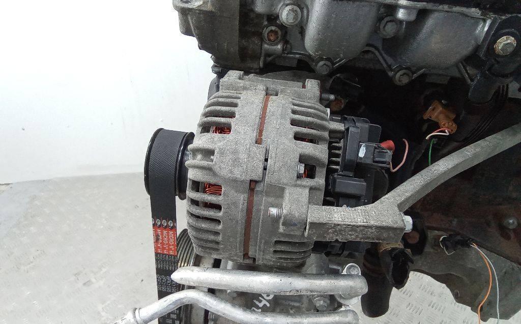 генератор Renault Clio 3 поколение 2008, 1.6 л., бензин, МКПП, 8200660025 - фото №1