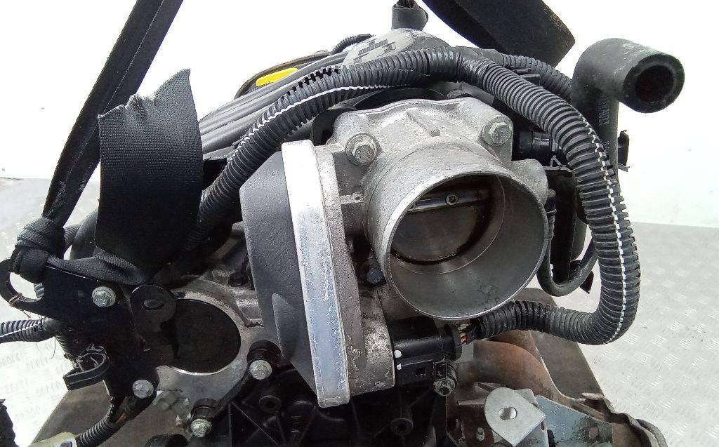 заслонка дроссельная Renault Clio 3 поколение 2008, 1.6 л., бензин, МКПП, 8200190230 - фото №1