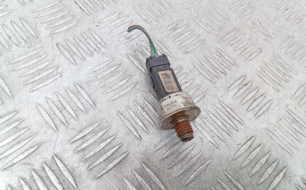 датчик давления топлива Renault Twingo 2 поколение 2010, 1.5 л., дизель, МКПП, 9307Z517A - фото №1