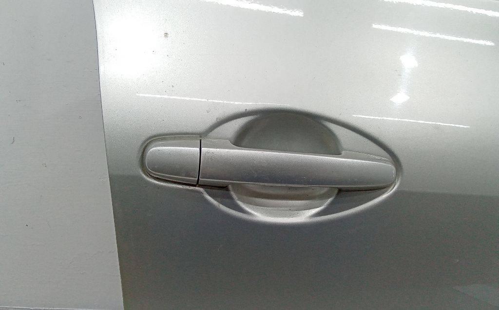 ручка наружная Toyota Auris 1 поколение 2007 - фото №1