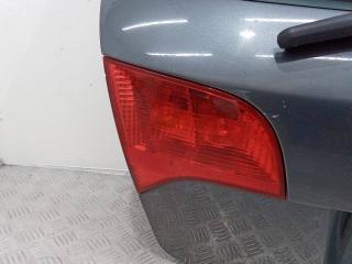 фонарь крышки багажника левый Audi A4 B7 2006, универсал