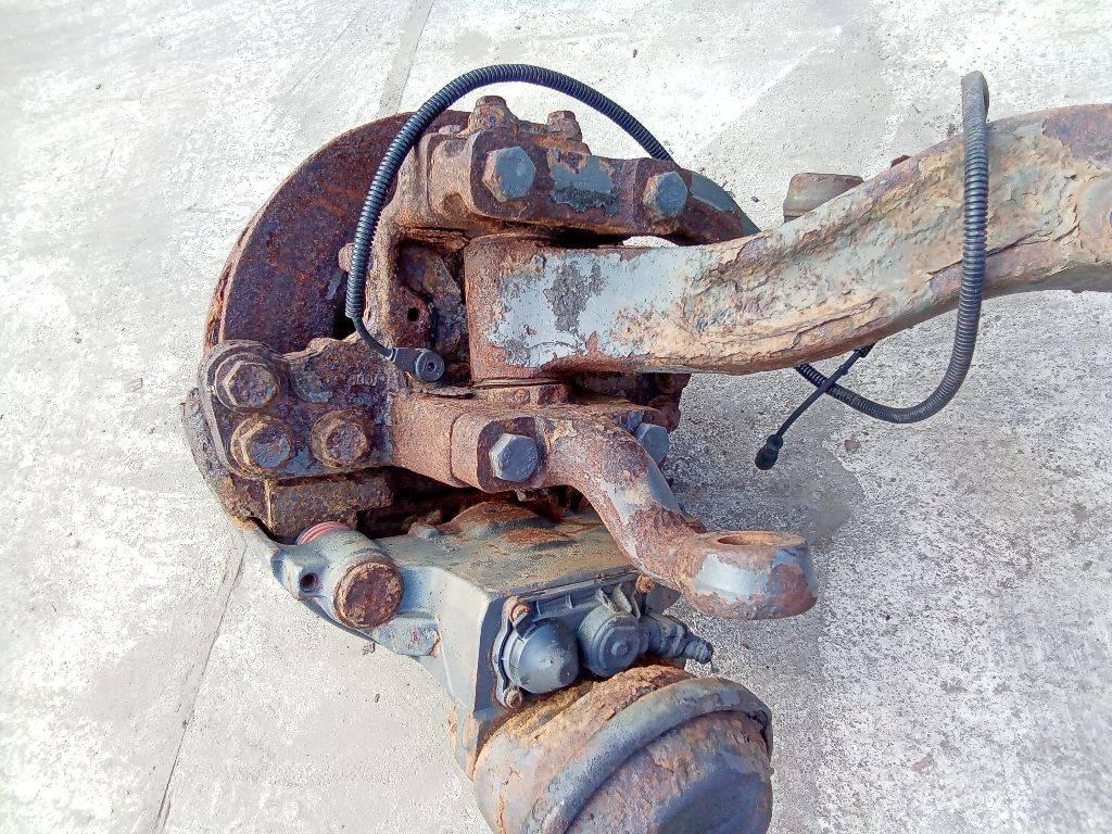 кулак поворотный левый Mercedes-Benz Atego 1 поколение 2001 - фото №1