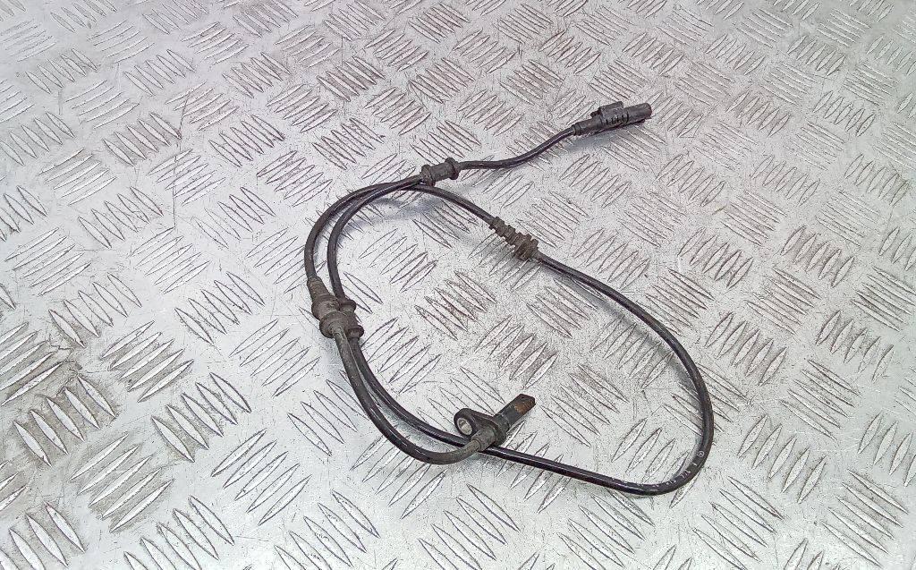 датчик ABS Mercedes-Benz A-Класс W176 2013, 2.0 л., бензин, АКПП, A2465402510 - фото №1