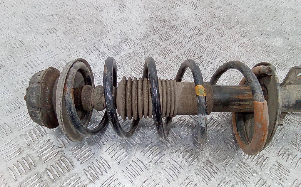 пружина задняя Renault Duster 1 поколение 2011 - фото №1