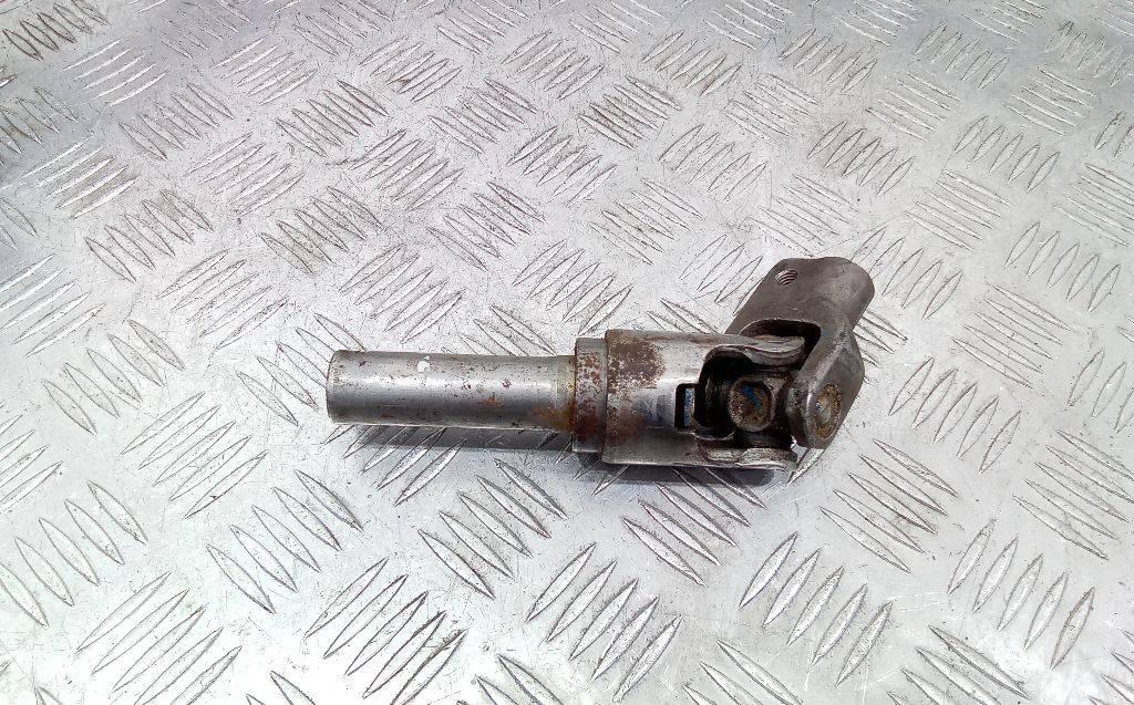 рулевой карданчик Toyota Avensis 2 поколение (T250) 2005 - фото №1