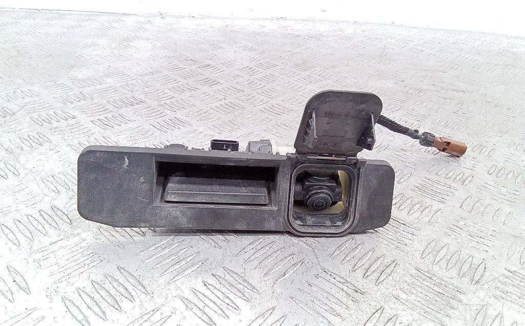 камера заднего вида Mercedes-Benz A-Класс W177/V177 2018, A0997500700 - фото №1
