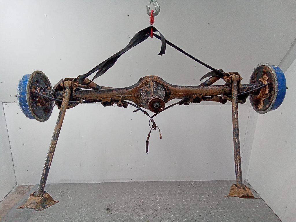 мост задний Lada 2121 Niva 1 поколение 1986, 1.6 л., бензин - фото №1