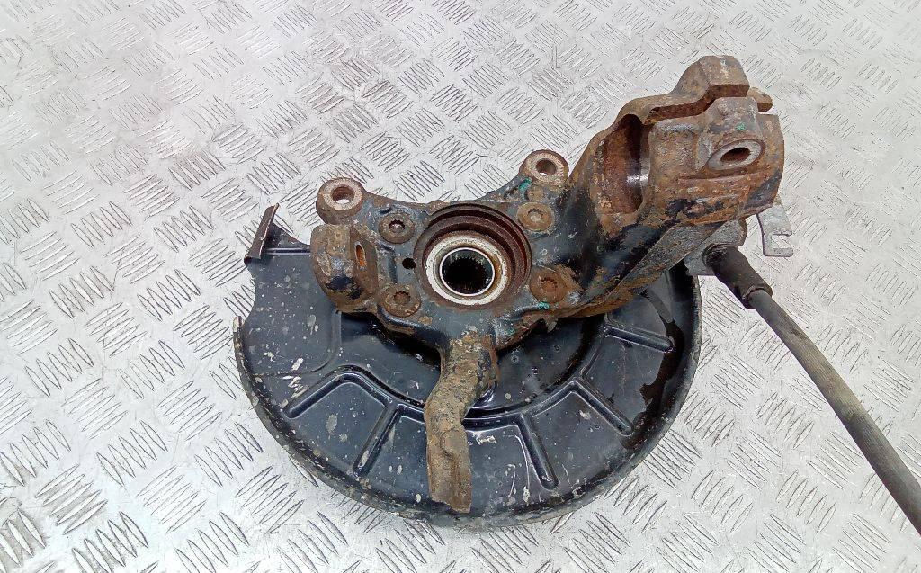 кулак поворотный правый Volkswagen Eos 1 поколение 2007, 2.0 л., дизель - фото №1