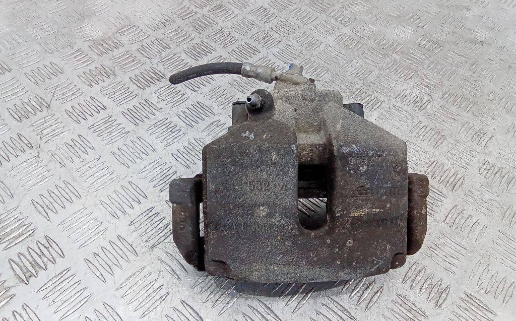 суппорт передний правый Volkswagen Eos 1 поколение 2007, 2.0 л., дизель - фото №1