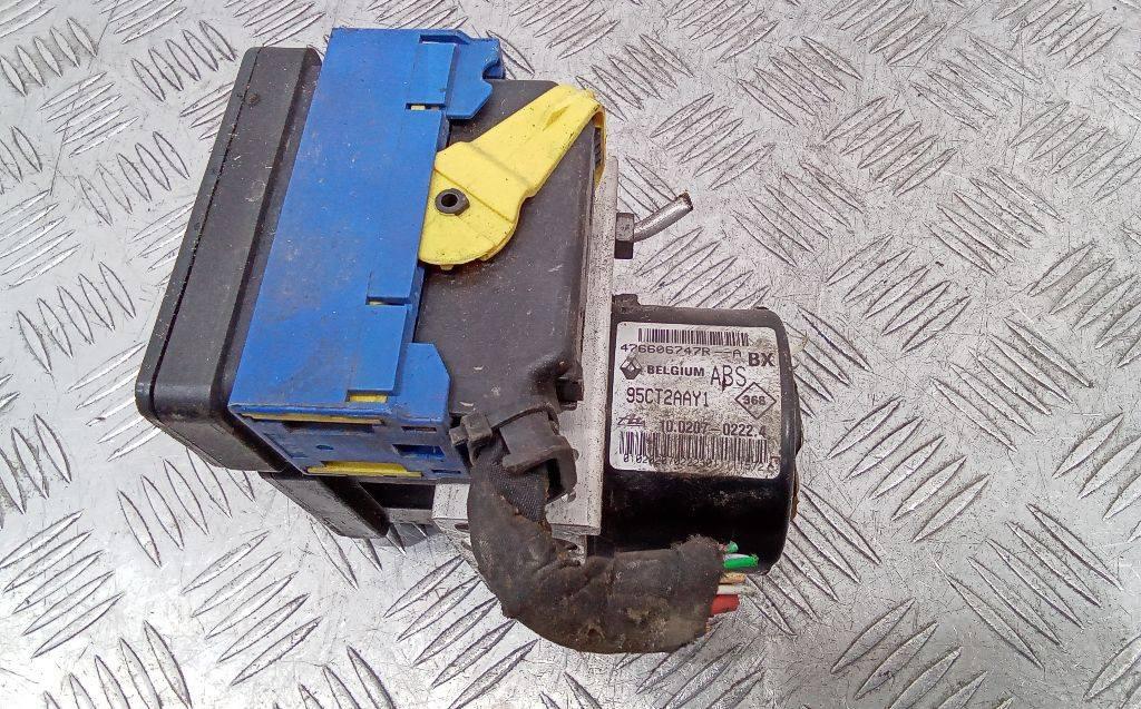 блок ABS Renault Megane 3 поколение 2009, 476606747R - фото №1