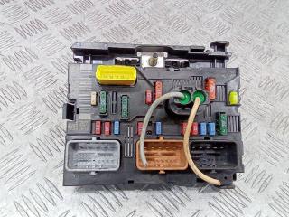 блок предохранителей Peugeot 207 1 поколение 2006, 9661086980