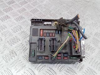 блок предохранителей Peugeot 206 1 поколение [рестайлинг] 2005, 9643498880