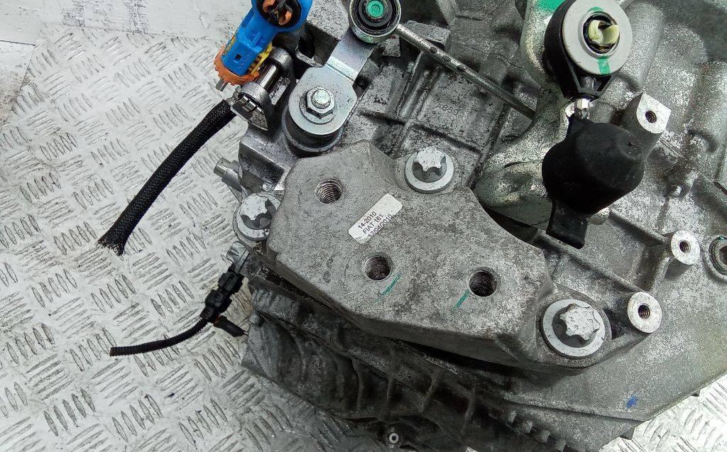 кронштейн КПП Alfa Romeo Giulietta 940 2010, 1.6 л., дизель, МКПП - фото №1