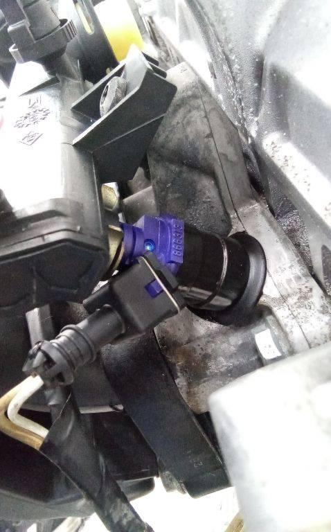 форсунка Renault Clio 2 поколение 1999, 1.6 л., бензин, АКПП, 866313 - фото №1