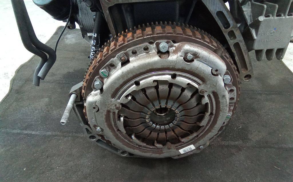 комплект сцепления Renault Clio 4 поколение 2012, 1.5 л., дизель, МКПП, 8200335084 - фото №1