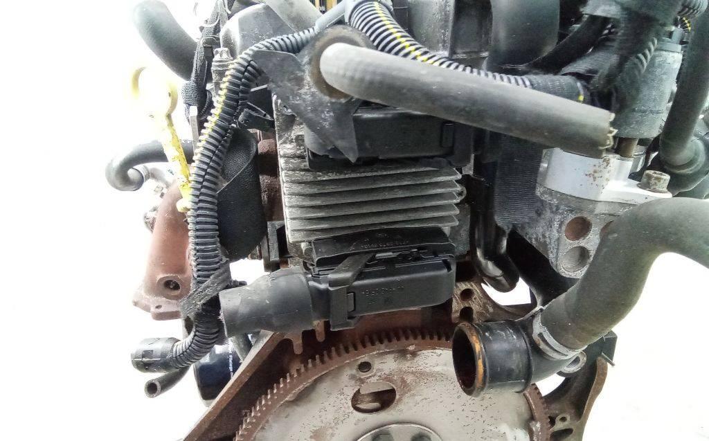 блок управления двигателем Opel Astra G 1998, 1.6 л., бензин, АКПП, 16250019 - фото №1