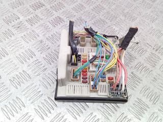 блок предохранителей Renault Scenic 2 поколение [рестайлинг] 2006, 1.9 л., дизель, МКПП, 8200481866