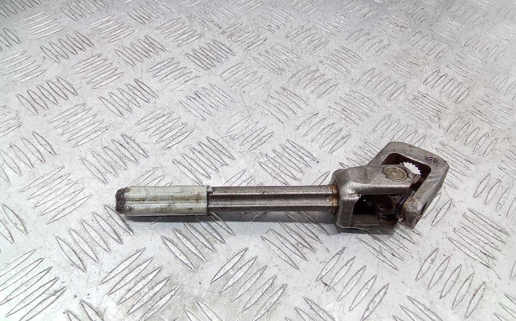 рулевой карданчик Volkswagen Golf 5 поколение 2003 - фото №1