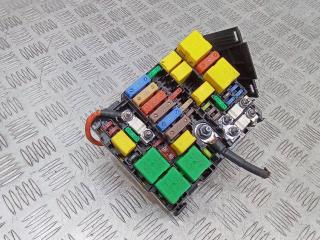 блок предохранителей Citroen C4 Picasso 2020, 9804848580