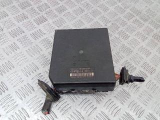 блок предохранителей Renault Megane 3 поколение 2011, 284B68372R