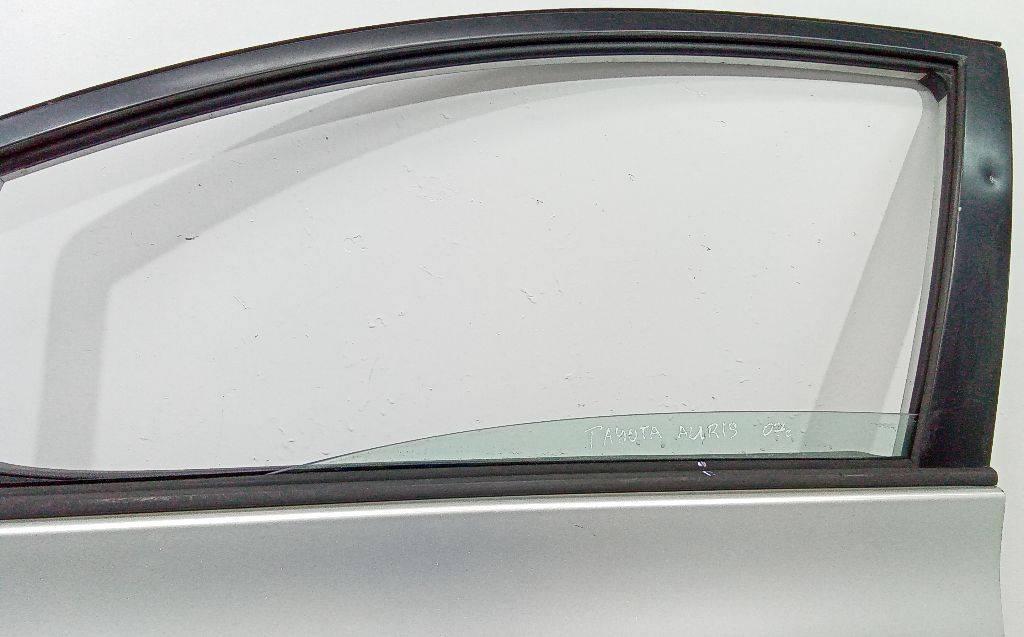 стекло двери передней левой Toyota Auris 1 поколение 2007 - фото №1