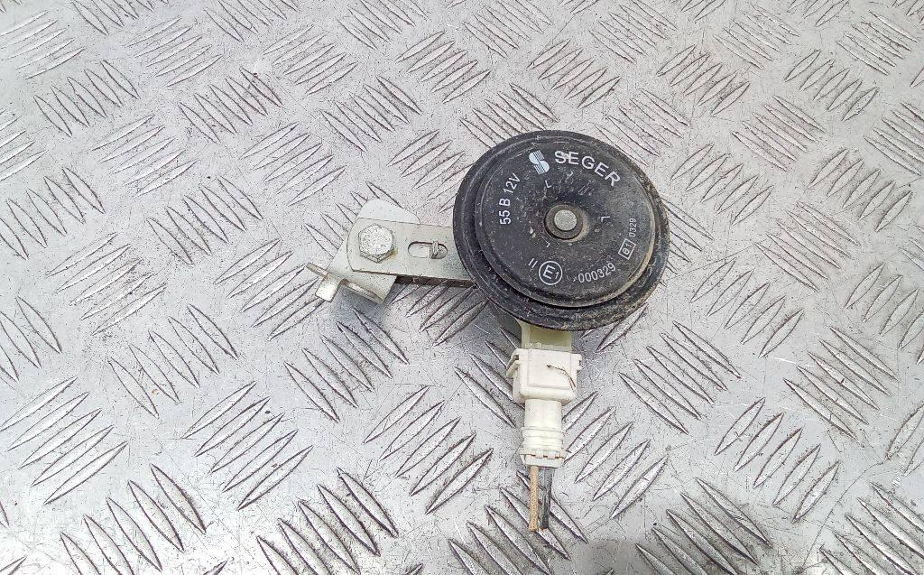 сигнал (клаксон) Dacia Duster 1 поколение 2012, 1.5 л., дизель, 256102833R - фото №1