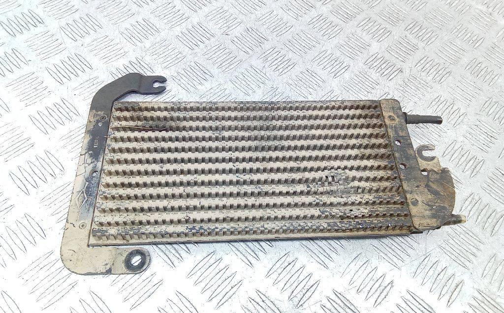 Радиатор охлаждения топлива Opel Vivaro B 2016, 1.6 л., дизель - фото №1