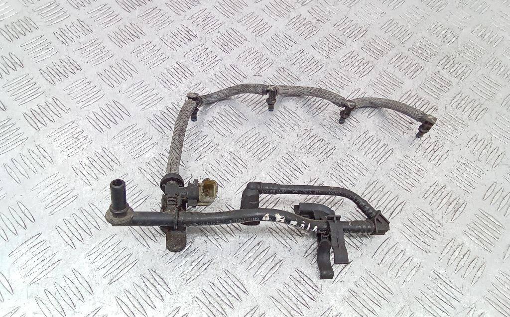 трубка обратки форсунок Opel Vivaro B 2016, 1.6 л., дизель - фото №1