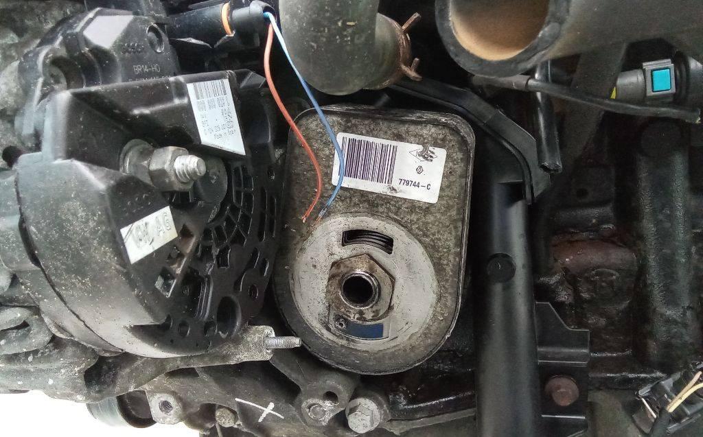 теплообменник масляного фильтра Renault Clio 4 поколение 2012, 1.5 л., дизель, МКПП, 779744 - фото №1