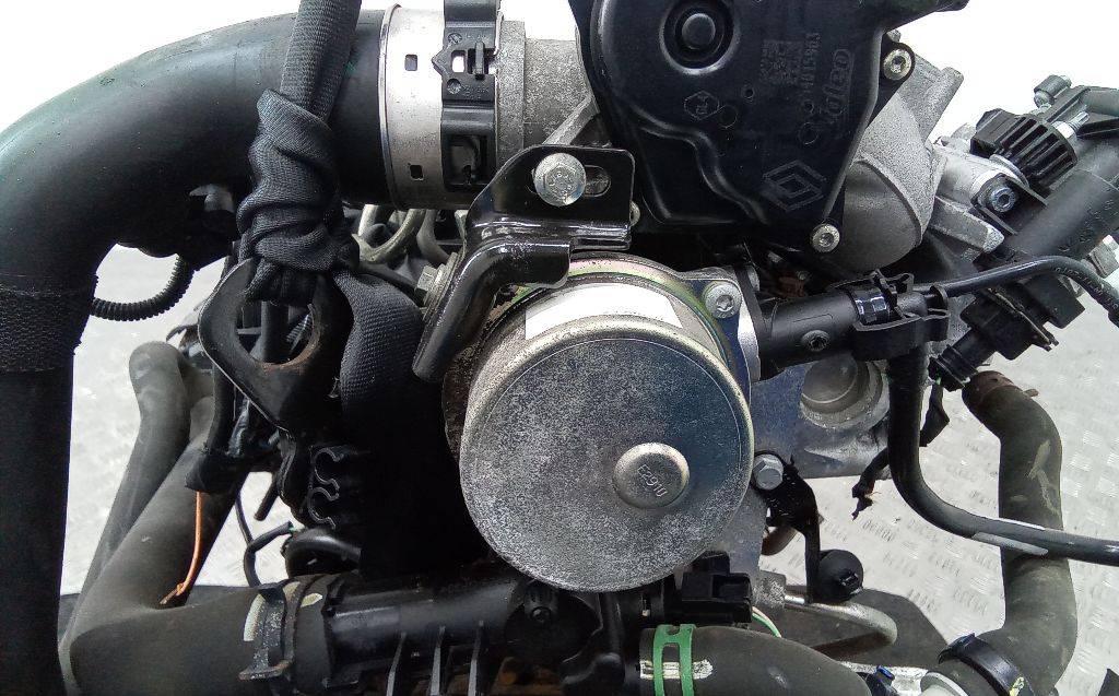 насос вакуумный Renault Clio 4 поколение 2012, 1.5 л., дизель, МКПП - фото №1